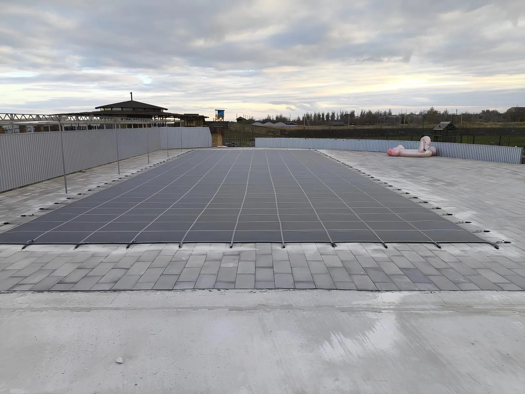 Защитное покрывало для бассейна в Энгельсе