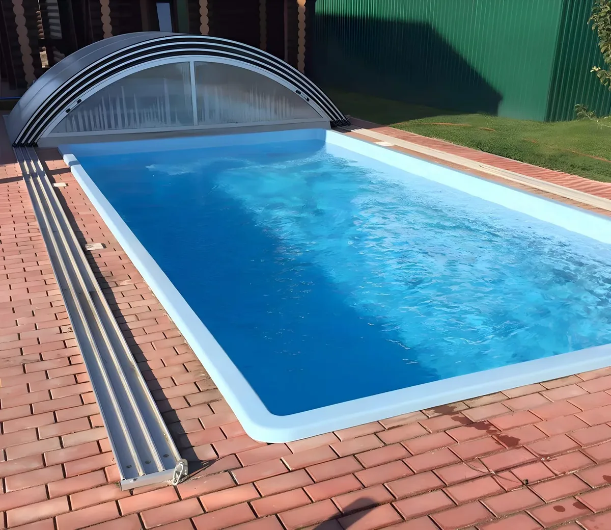 Laguna 7 — вечернее освещение в Энгельсе